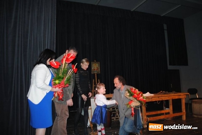 Zdjęcie w galerii na portalu naszwodzislaw.com: Scena Gołkowice pomaga Berenice. Zebrano 7 tysięcy złotych wiadomości z regionu