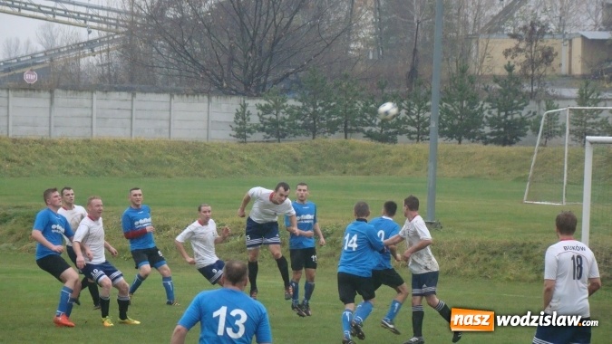 Zdjęcie w galerii na portalu naszwodzislaw.com: Wypoczynek Buków rozgromił Czarnych z Nowej Wsi wiadomości z regionu
