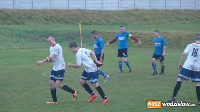 Zdjęcie w galerii na portalu naszwodzislaw.com: Wypoczynek Buków rozgromił Czarnych z Nowej Wsi wiadomości z regionu