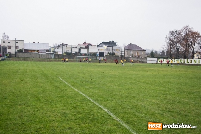 Zdjęcie w galerii na portalu naszwodzislaw.com: Naprz&oacute;d z Syryni lepszy od Lubomi w gminnych derbach wiadomości z regionu