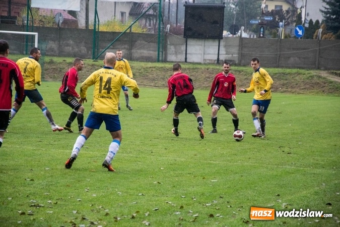 Zdjęcie w galerii na portalu naszwodzislaw.com: Naprz&oacute;d z Syryni lepszy od Lubomi w gminnych derbach wiadomości z regionu