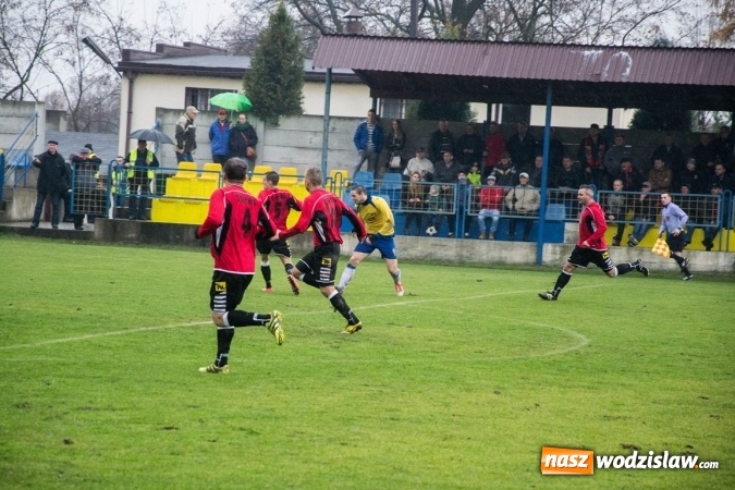 Zdjęcie w galerii na portalu naszwodzislaw.com: Naprz&oacute;d z Syryni lepszy od Lubomi w gminnych derbach wiadomości z regionu