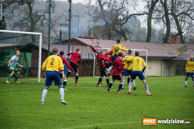 Zdjęcie w galerii na portalu naszwodzislaw.com: Naprz&oacute;d z Syryni lepszy od Lubomi w gminnych derbach wiadomości z regionu