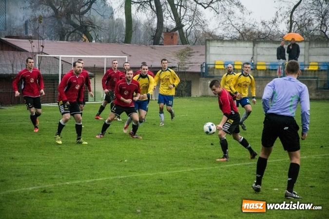Zdjęcie w galerii na portalu naszwodzislaw.com: Naprz&oacute;d z Syryni lepszy od Lubomi w gminnych derbach wiadomości z regionu