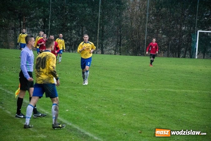 Zdjęcie w galerii na portalu naszwodzislaw.com: Naprz&oacute;d z Syryni lepszy od Lubomi w gminnych derbach wiadomości z regionu