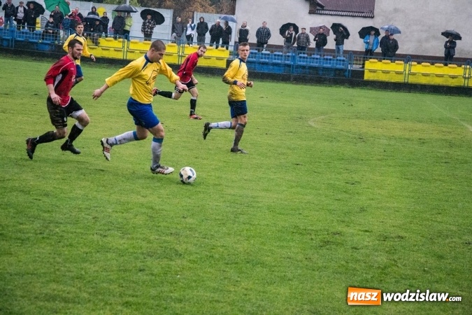 Zdjęcie w galerii na portalu naszwodzislaw.com: Naprz&oacute;d z Syryni lepszy od Lubomi w gminnych derbach wiadomości z regionu