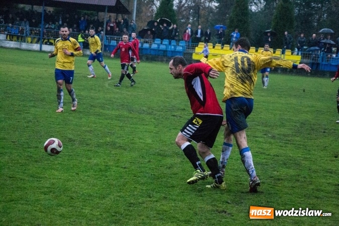 Zdjęcie w galerii na portalu naszwodzislaw.com: Naprz&oacute;d z Syryni lepszy od Lubomi w gminnych derbach wiadomości z regionu