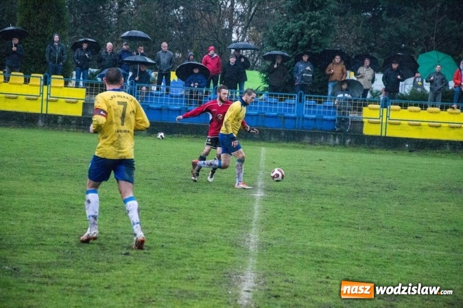 Zdjęcie w galerii na portalu naszwodzislaw.com: Naprz&oacute;d z Syryni lepszy od Lubomi w gminnych derbach wiadomości z regionu