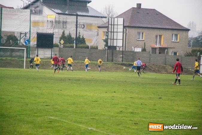 Zdjęcie w galerii na portalu naszwodzislaw.com: Naprz&oacute;d z Syryni lepszy od Lubomi w gminnych derbach wiadomości z regionu