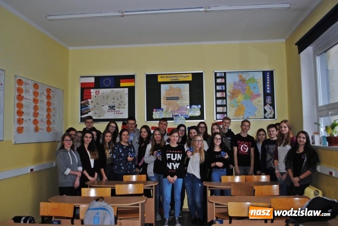 Zdjęcie w galerii na portalu naszwodzislaw.com: Uczniowie ze Skalnej uczestniczą w projekcie. Niemiecki ma klasę wiadomości z regionu