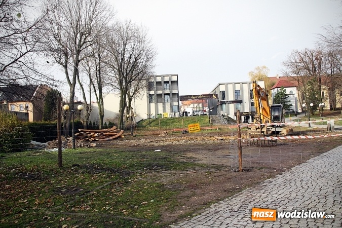 Zdjęcie w galerii na portalu naszwodzislaw.com: Wodzisławska muszla koncertowa rozebrana  wiadomości z regionu