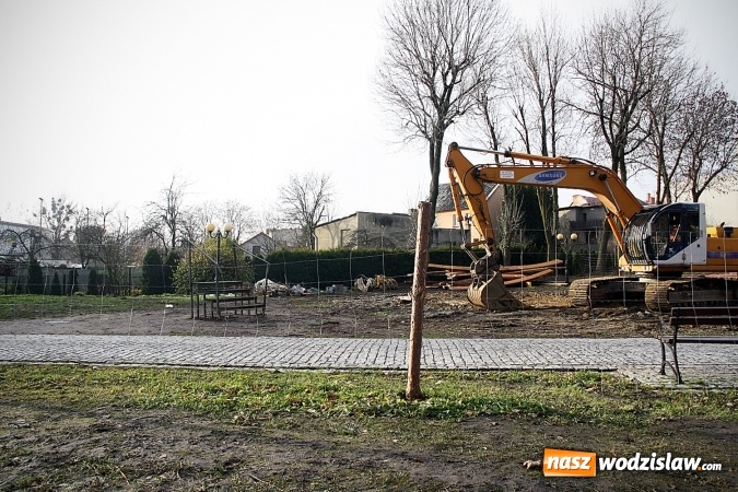 Zdjęcie w galerii na portalu naszwodzislaw.com: Wodzisławska muszla koncertowa rozebrana  wiadomości z regionu