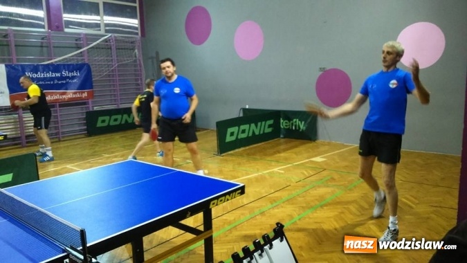 Zdjęcie w galerii na portalu naszwodzislaw.com: Klub KRS TKKF RELAKS pokonany przez OSiR SKAŁKA Świętochłowice wiadomości z regionu
