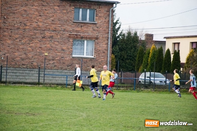 Zdjęcie w galerii na portalu naszwodzislaw.com: B klasa: Kokoszyce uległy rezerwom Rogowa wiadomości z regionu