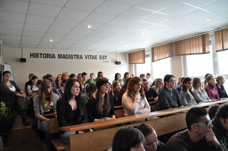 Zdjęcie w galerii na portalu naszwodzislaw.com: Z młodzieżą o Europie wiadomości z regionu