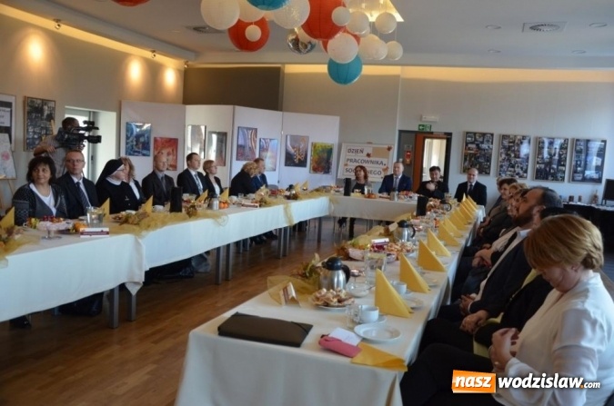 Zdjęcie w galerii na portalu naszwodzislaw.com: Pracownicy socjalni obchodzili swoje święto  wiadomości z regionu