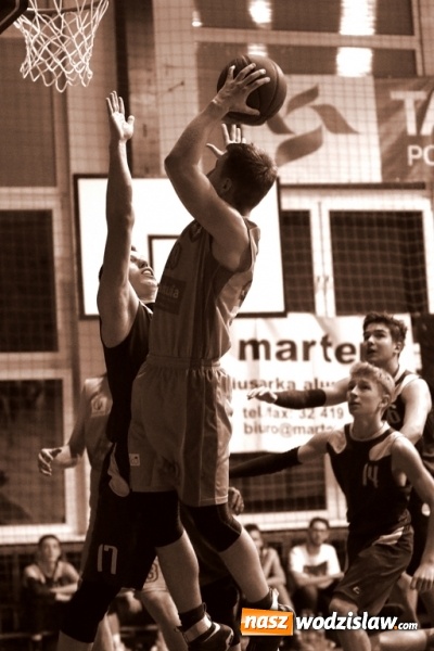 Zdjęcie w galerii na portalu naszwodzislaw.com: Kolejne zwycięstwo koszykarzy MKS Wodzisław. Dobra passa trwa!  wiadomości z regionu