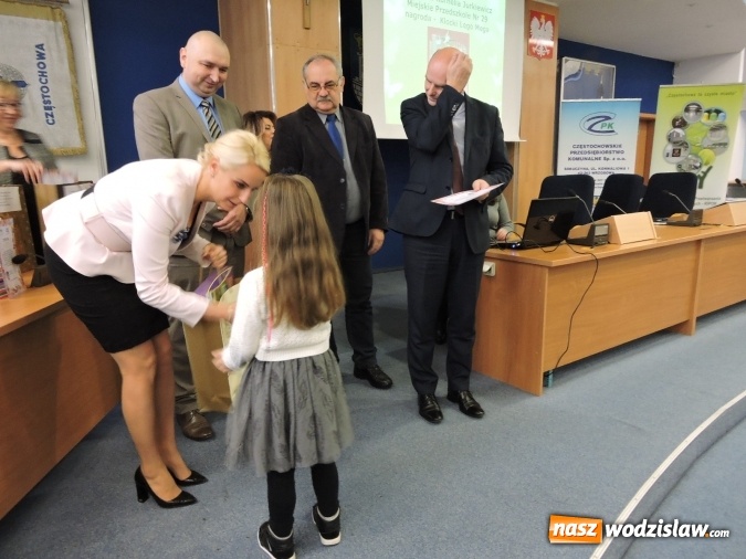 Zdjęcie w galerii na portalu naszwodzislaw.com: Częstochowskie Przedsiębiorstwo Komunalne Sp. z o.o. wręczyło nagrody laureatom konkursu 