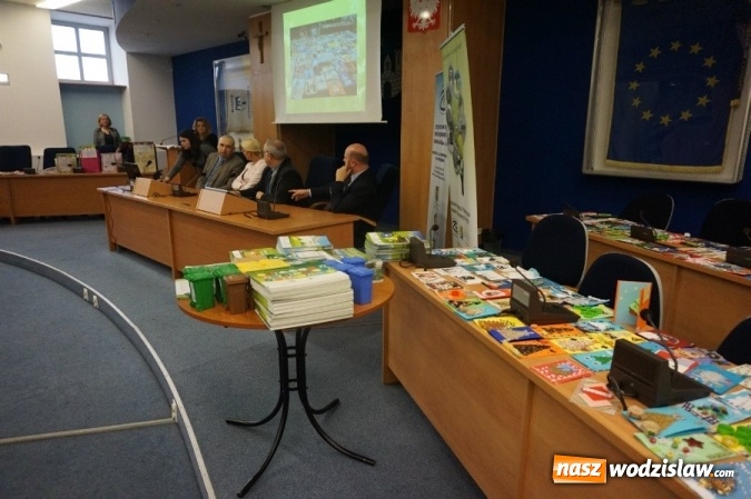 Zdjęcie w galerii na portalu naszwodzislaw.com: Częstochowskie Przedsiębiorstwo Komunalne Sp. z o.o. wręczyło nagrody laureatom konkursu 