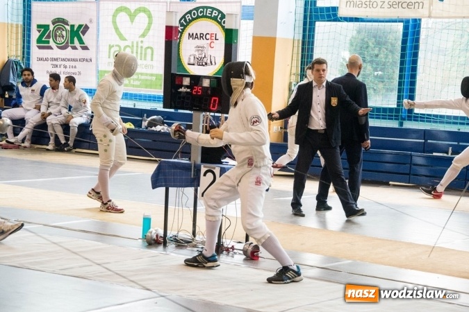 Zdjęcie w galerii na portalu naszwodzislaw.com: Najlepsi szpadziści gościli w Radlinie wiadomości z regionu