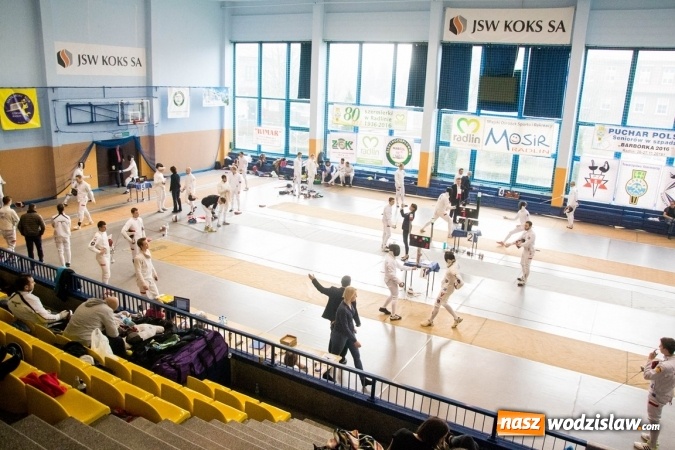 Zdjęcie w galerii na portalu naszwodzislaw.com: Najlepsi szpadziści gościli w Radlinie wiadomości z regionu