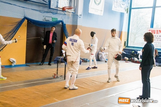 Zdjęcie w galerii na portalu naszwodzislaw.com: Najlepsi szpadziści gościli w Radlinie wiadomości z regionu