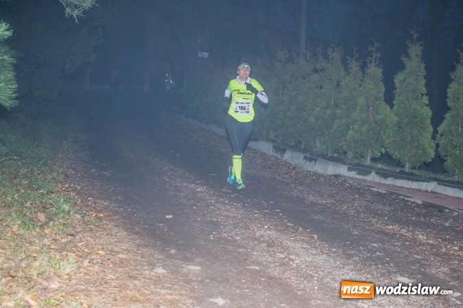 Zdjęcie w galerii na portalu naszwodzislaw.com: Czyżowice: Ponad 100 zawodników wystartowało w Biegu Wieczornym  wiadomości z regionu