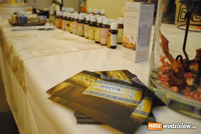 Zdjęcie w galerii na portalu naszwodzislaw.com: Tłumy na drugiej edycji Jarmarku Pszczelego w Radlinie! wiadomości z regionu