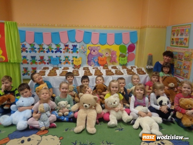 Zdjęcie w galerii na portalu naszwodzislaw.com: Światowy Dzień Pluszowego Misia w Publicznym Przedszkolu nr 18  wiadomości z regionu