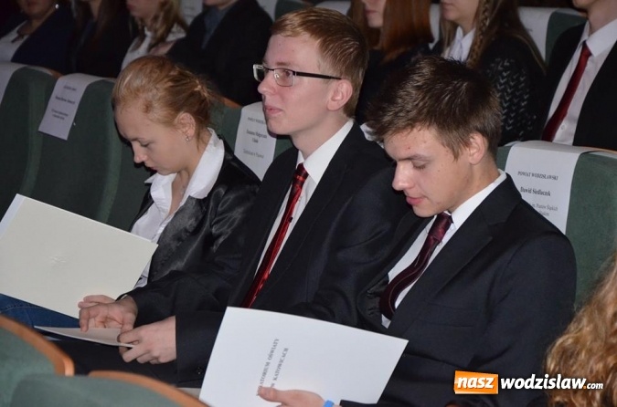Zdjęcie w galerii na portalu naszwodzislaw.com: 11 uczniów z naszego powiatu otrzymało stypendia Prezesa Rady Ministrów wiadomości z regionu