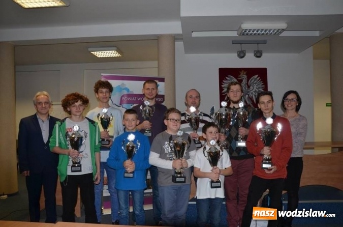 Zdjęcie w galerii na portalu naszwodzislaw.com: Mistrzostwa Powiatu Wodzisławskiego w Szachach wiadomości z regionu