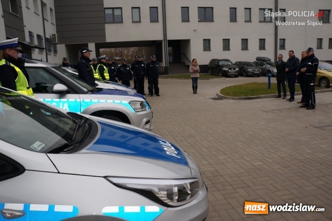 Zdjęcie w galerii na portalu naszwodzislaw.com: Na drogi powiatu wodzisławskiego wyruszyły cztery nowe radiowozy wiadomości z regionu