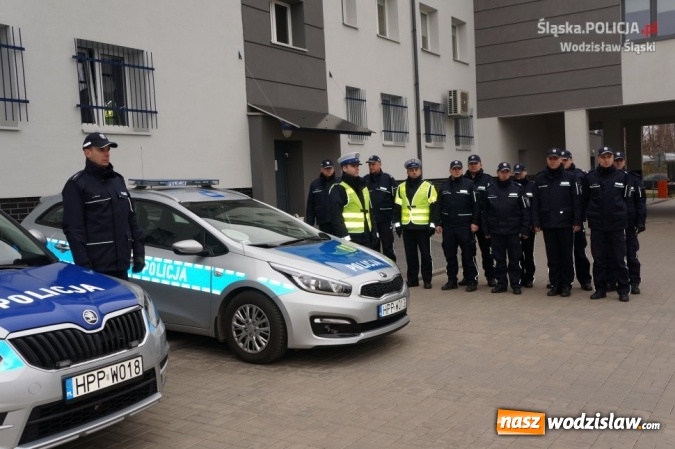 Zdjęcie w galerii na portalu naszwodzislaw.com: Na drogi powiatu wodzisławskiego wyruszyły cztery nowe radiowozy wiadomości z regionu