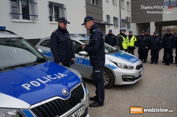 Zdjęcie w galerii na portalu naszwodzislaw.com: Na drogi powiatu wodzisławskiego wyruszyły cztery nowe radiowozy wiadomości z regionu