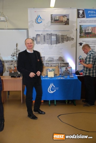 Zdjęcie w galerii na portalu naszwodzislaw.com: Barbórkowe zwiedzanie sztolni. Setki mieszkańców przewinęło się przez PCKZiU wiadomości z regionu