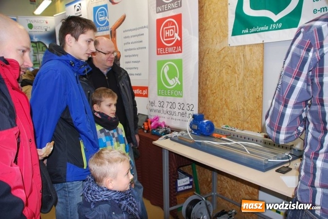 Zdjęcie w galerii na portalu naszwodzislaw.com: Barbórkowe zwiedzanie sztolni. Setki mieszkańców przewinęło się przez PCKZiU wiadomości z regionu