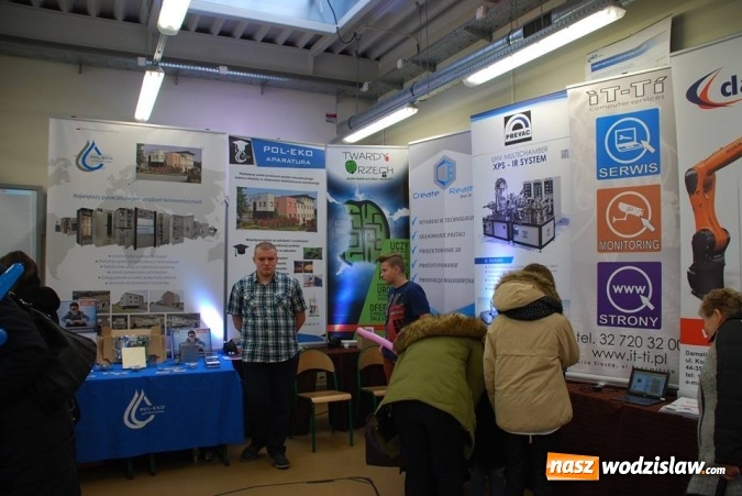 Zdjęcie w galerii na portalu naszwodzislaw.com: Barbórkowe zwiedzanie sztolni. Setki mieszkańców przewinęło się przez PCKZiU wiadomości z regionu