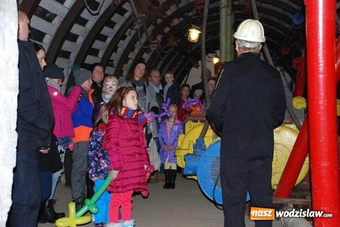 Zdjęcie w galerii na portalu naszwodzislaw.com: Barbórkowe zwiedzanie sztolni. Setki mieszkańców przewinęło się przez PCKZiU wiadomości z regionu