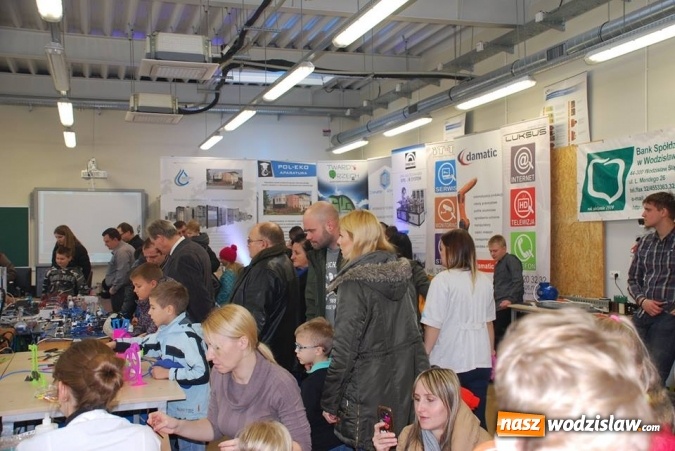 Zdjęcie w galerii na portalu naszwodzislaw.com: Barbórkowe zwiedzanie sztolni. Setki mieszkańców przewinęło się przez PCKZiU wiadomości z regionu