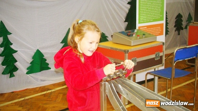 Zdjęcie w galerii na portalu naszwodzislaw.com: Wystawa z Centrum Nauki Kopernik w ZPSWR wiadomości z regionu