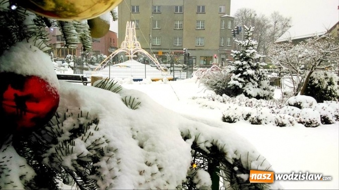 Zdjęcie w galerii na portalu naszwodzislaw.com: Świąteczna atmosfera na rydułtowskim rynku wiadomości z regionu