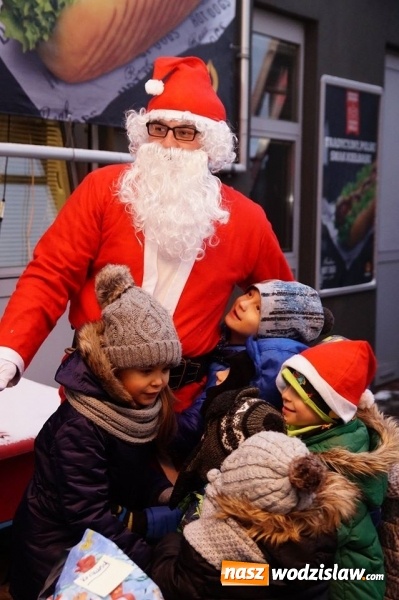 Zdjęcie w galerii na portalu naszwodzislaw.com: Święty Mikołaj zawitał na Statoil wiadomości z regionu