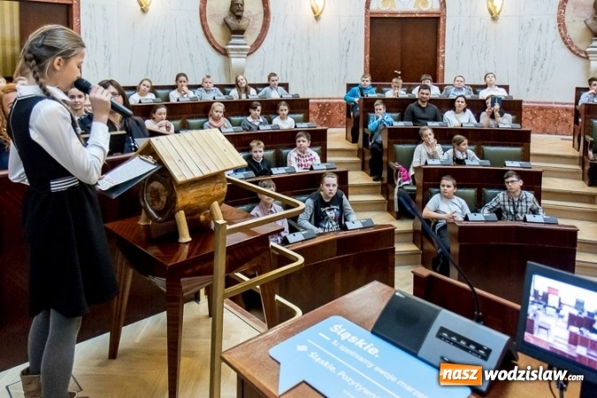 Zdjęcie w galerii na portalu naszwodzislaw.com: Finał akcji Skrzynka Marzeń. SP numer 2 w Pszowie wśród najlepszych!  wiadomości z regionu