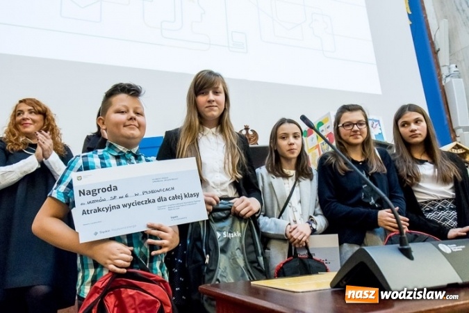 Zdjęcie w galerii na portalu naszwodzislaw.com: Finał akcji Skrzynka Marzeń. SP numer 2 w Pszowie wśród najlepszych!  wiadomości z regionu