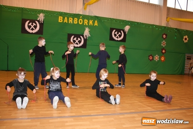 Zdjęcie w galerii na portalu naszwodzislaw.com: W Zespole Szkolno – Przedszkolnym nr 5 w Wodzisławiu Śląskim świętowali barbórkę  wiadomości z regionu