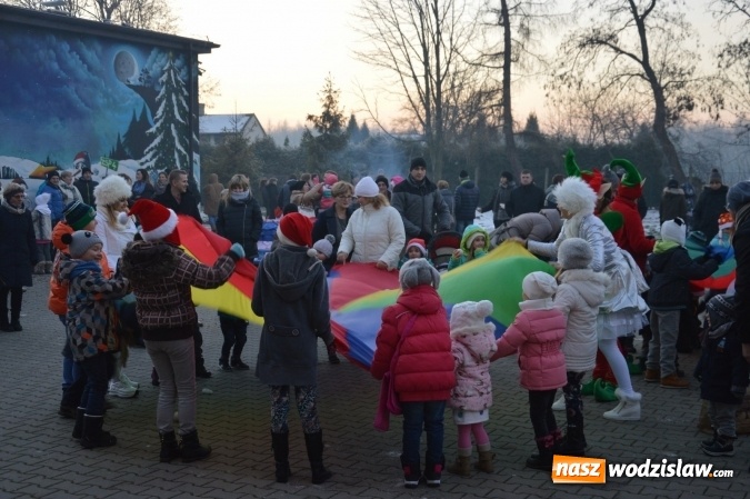 Zdjęcie w galerii na portalu naszwodzislaw.com: Mikołajki 2016 w Zespole Szkolno-Przedszkolnym nr 4  wiadomości z regionu