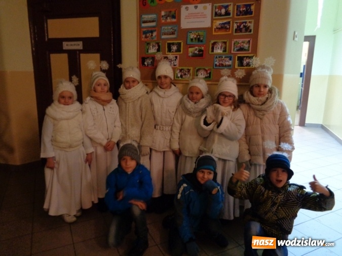 Zdjęcie w galerii na portalu naszwodzislaw.com: Mikołaj w ZSP nr 5, czyli dużo dobrej zabawy w Radlinie II wiadomości z regionu