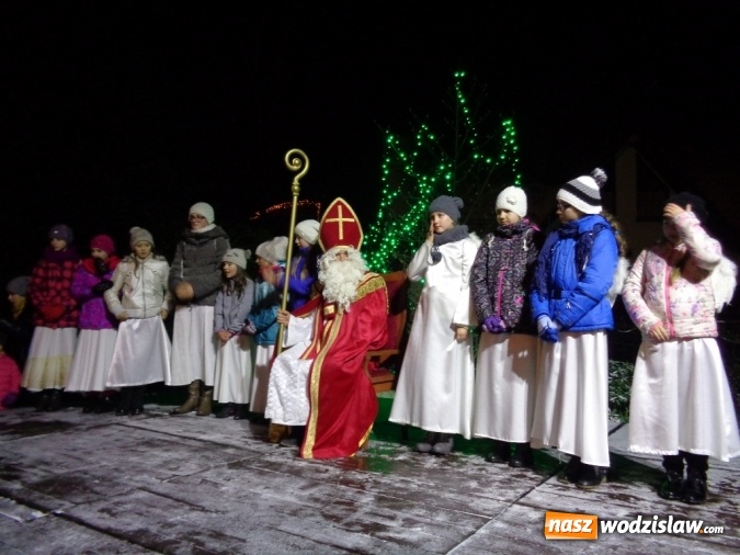 Zdjęcie w galerii na portalu naszwodzislaw.com: Mikołaj w ZSP nr 5, czyli dużo dobrej zabawy w Radlinie II wiadomości z regionu