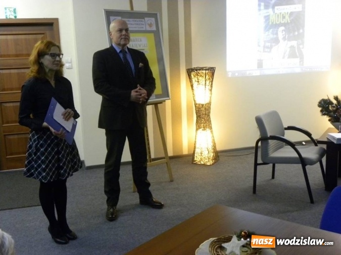 Zdjęcie w galerii na portalu naszwodzislaw.com: Marek Krajewski gościł w Wodzisławiu  wiadomości z regionu