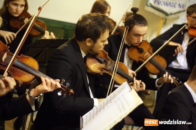 Zdjęcie w galerii na portalu naszwodzislaw.com: Słowacka orkiestra smyczkowa wystąpiła w Czyżowicach  wiadomości z regionu